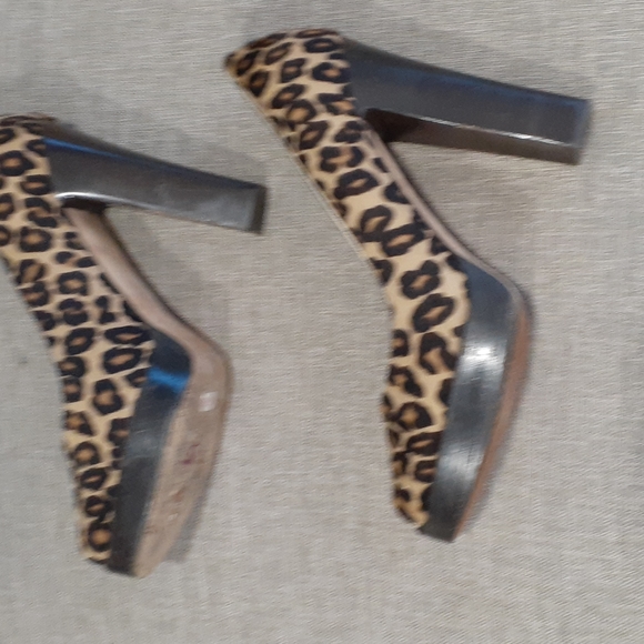 Micheal Michael Kors leopard open toe slipon  heel shoe size 7.5M - Picture 8 of 12